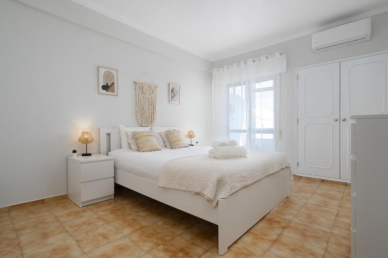 Tranquil View Apartment By Lovelystay Quarteira Exterior foto