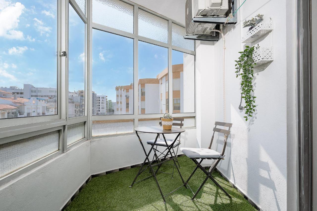 Tranquil View Apartment By Lovelystay Quarteira Exterior foto