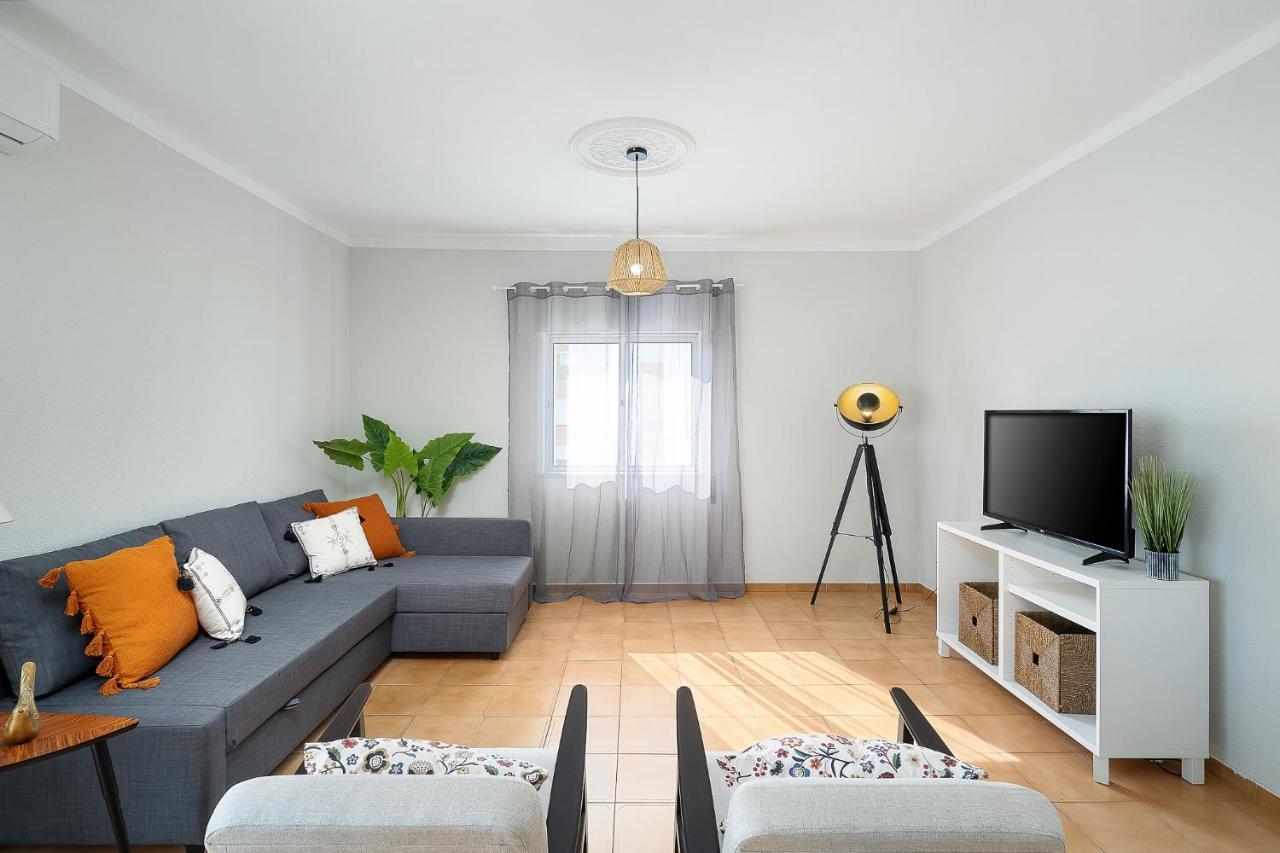 Tranquil View Apartment By Lovelystay Quarteira Exterior foto